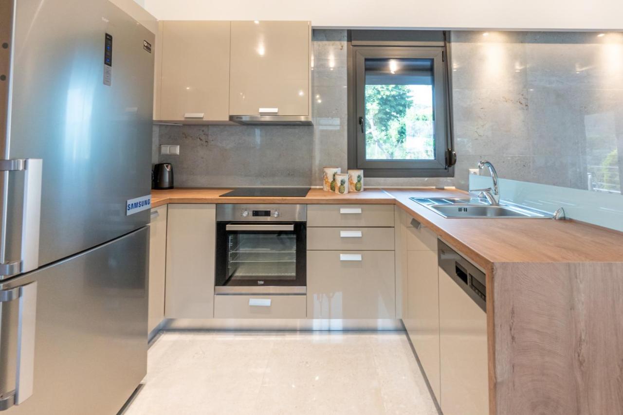 3 Doors Villas Nea Iraklitsa Экстерьер фото