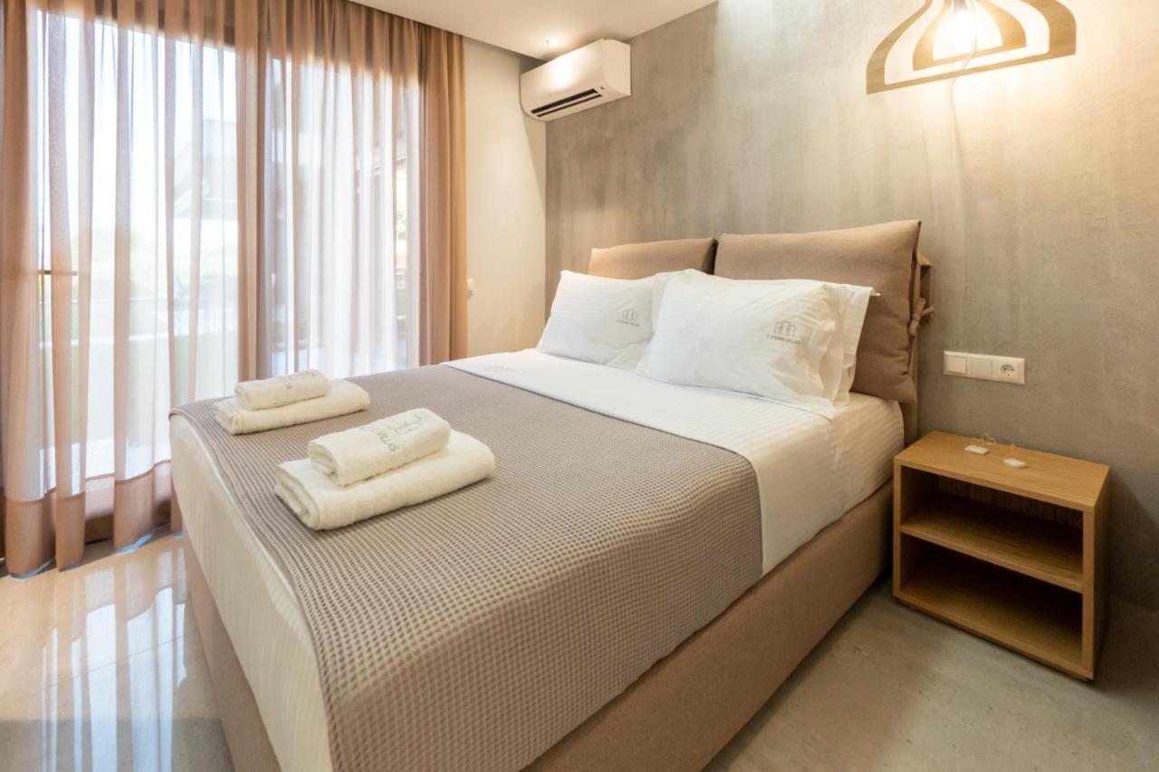 3 Doors Villas Nea Iraklitsa Экстерьер фото