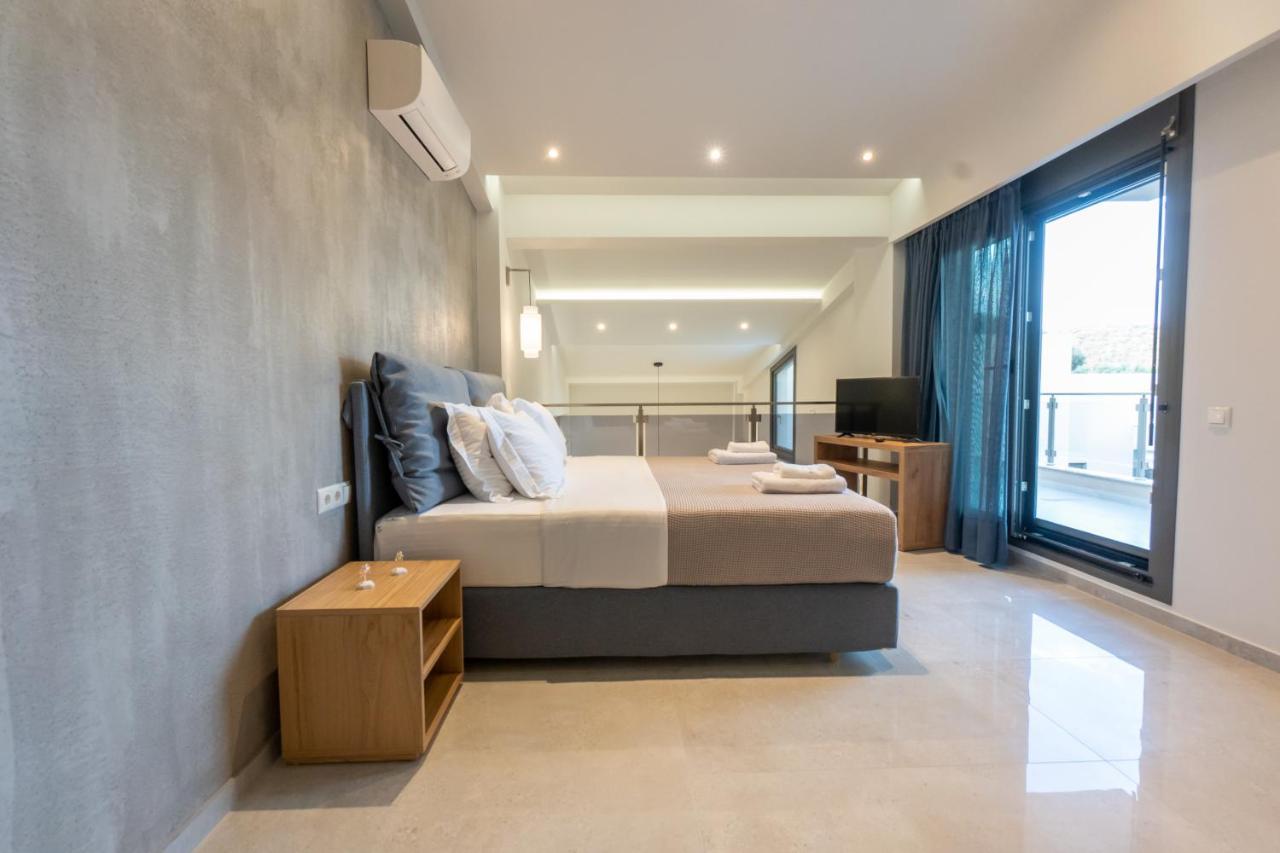 3 Doors Villas Nea Iraklitsa Экстерьер фото